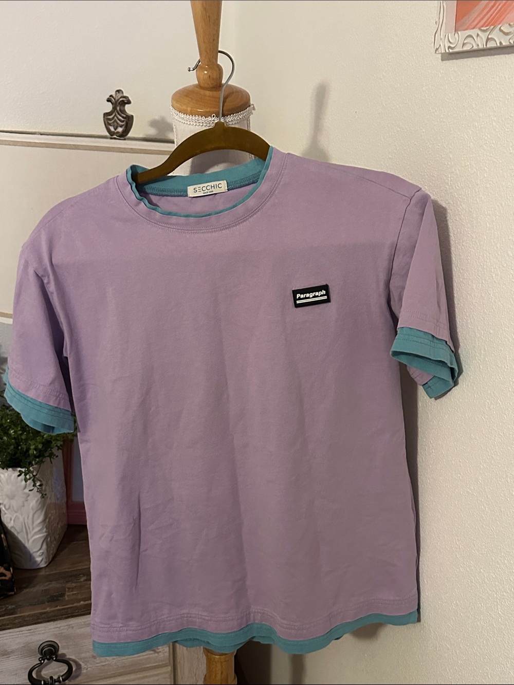 SECCHIC Lavender Short Sleeve Tee with Teal Trim